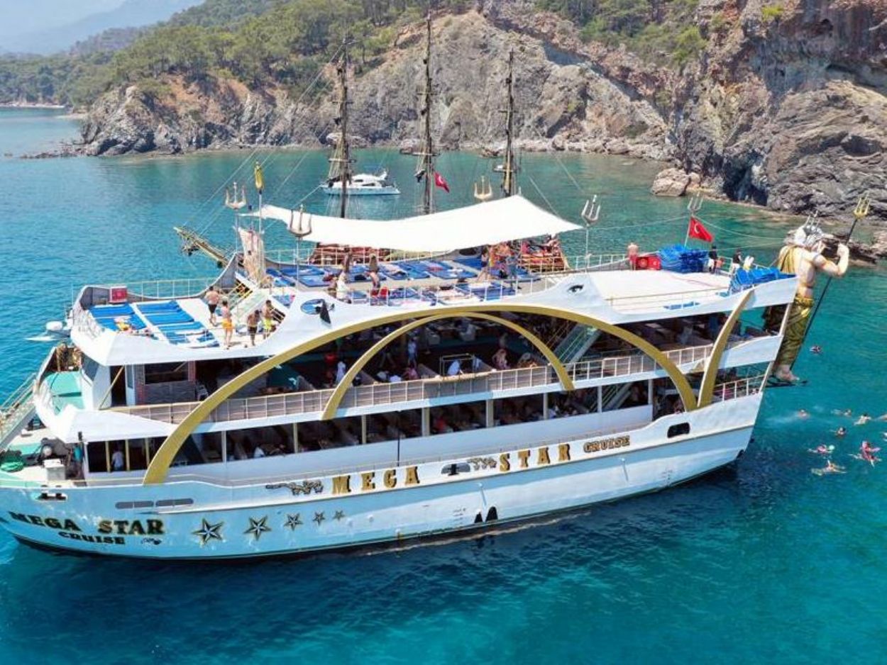 Antalya Mega Star Boat Trip