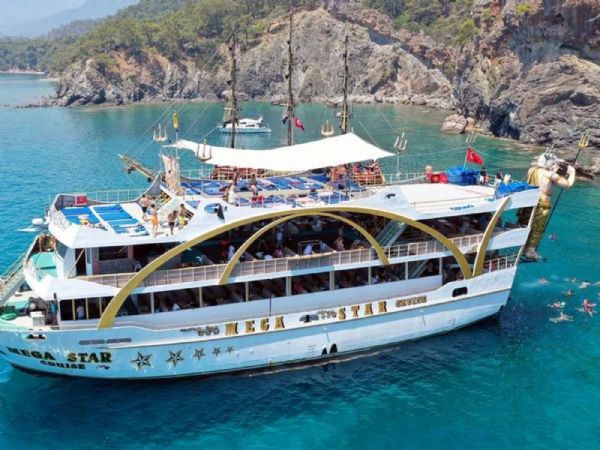 Antalya Mega Star Boat Trip