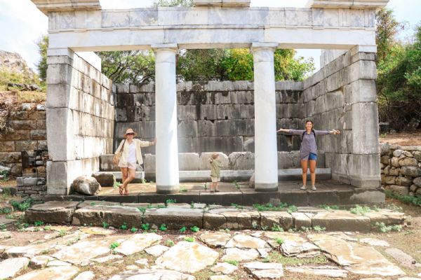 Dalyan Classic Boat Trip with Mudbaths and Turtle Beach